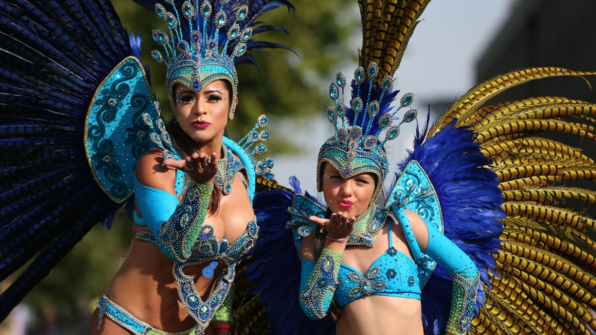 嘉年華Canary-Islands-Carnival-celebrations
