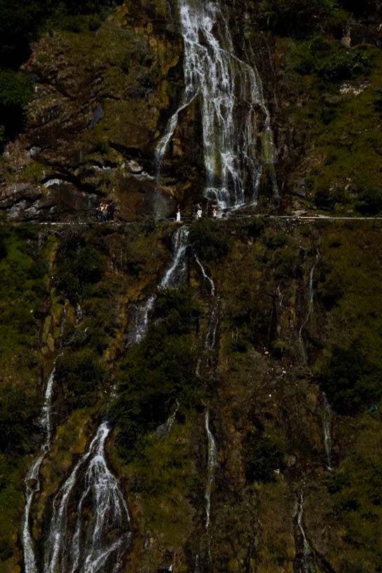百夫長旅行_亞洲_中國_lux-小米地-驚險虎跳峽2